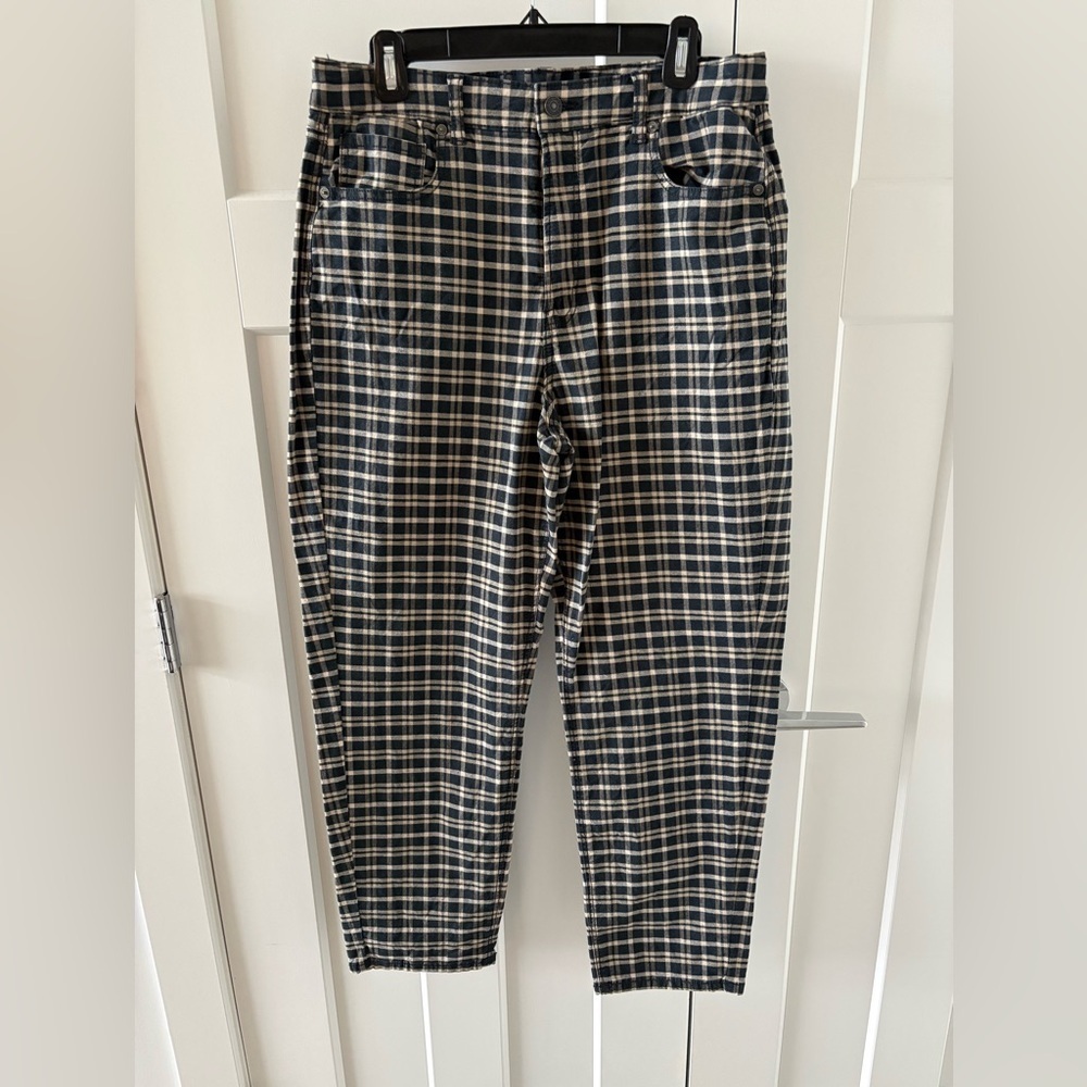 NWOT American Eagle Plaid Mom Jeans
